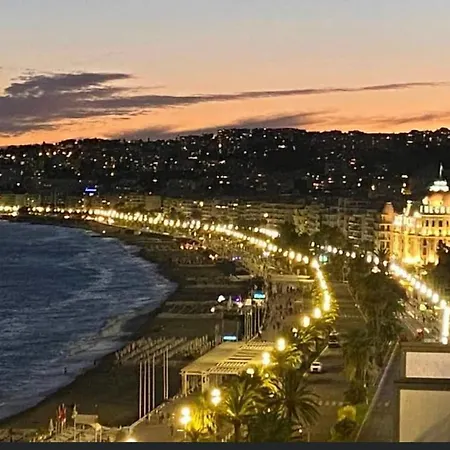 Hyper Center - Superb - Cozy - Wifi Apartment