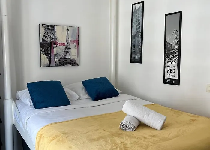 Hyper Center - Superb - Cozy - Wifi Apartment *